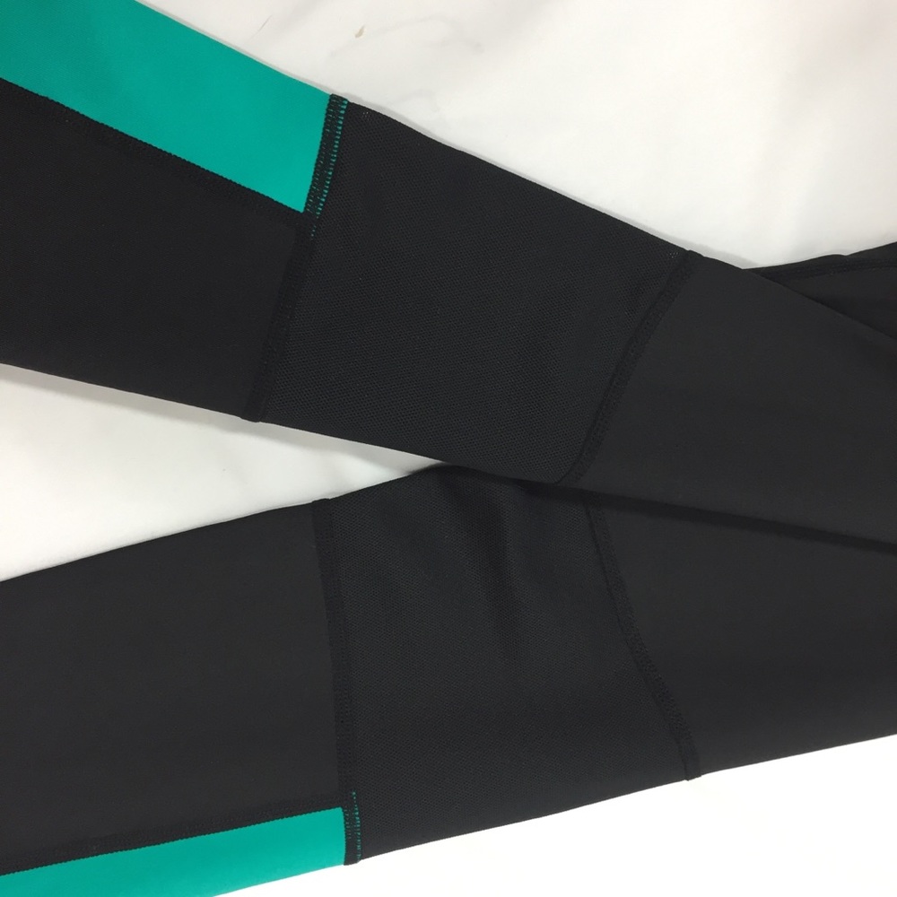 Calvin Klein Performance Leggings - Picture 2 of 6